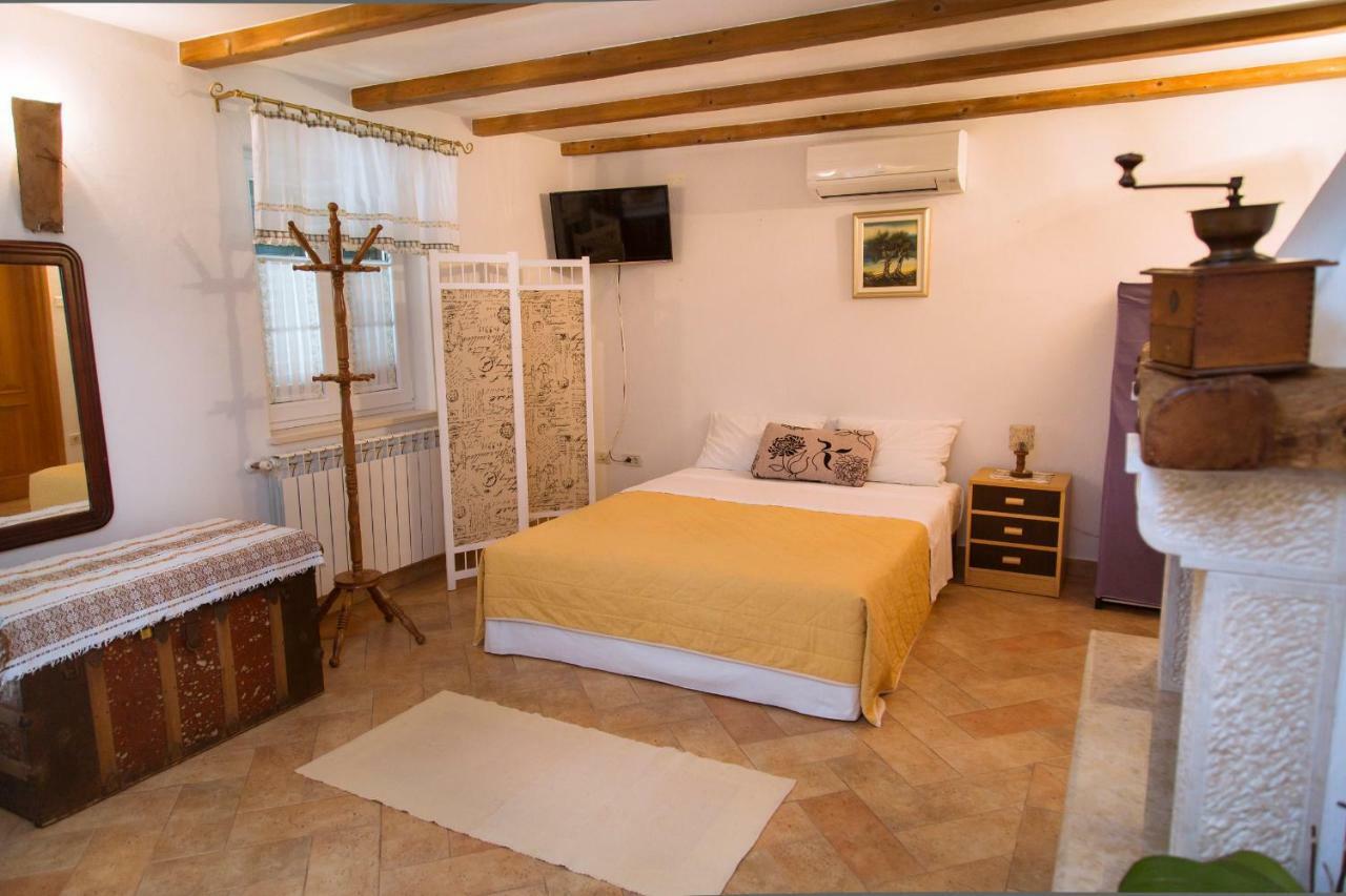 Apartments Tinka Brseč المظهر الخارجي الصورة