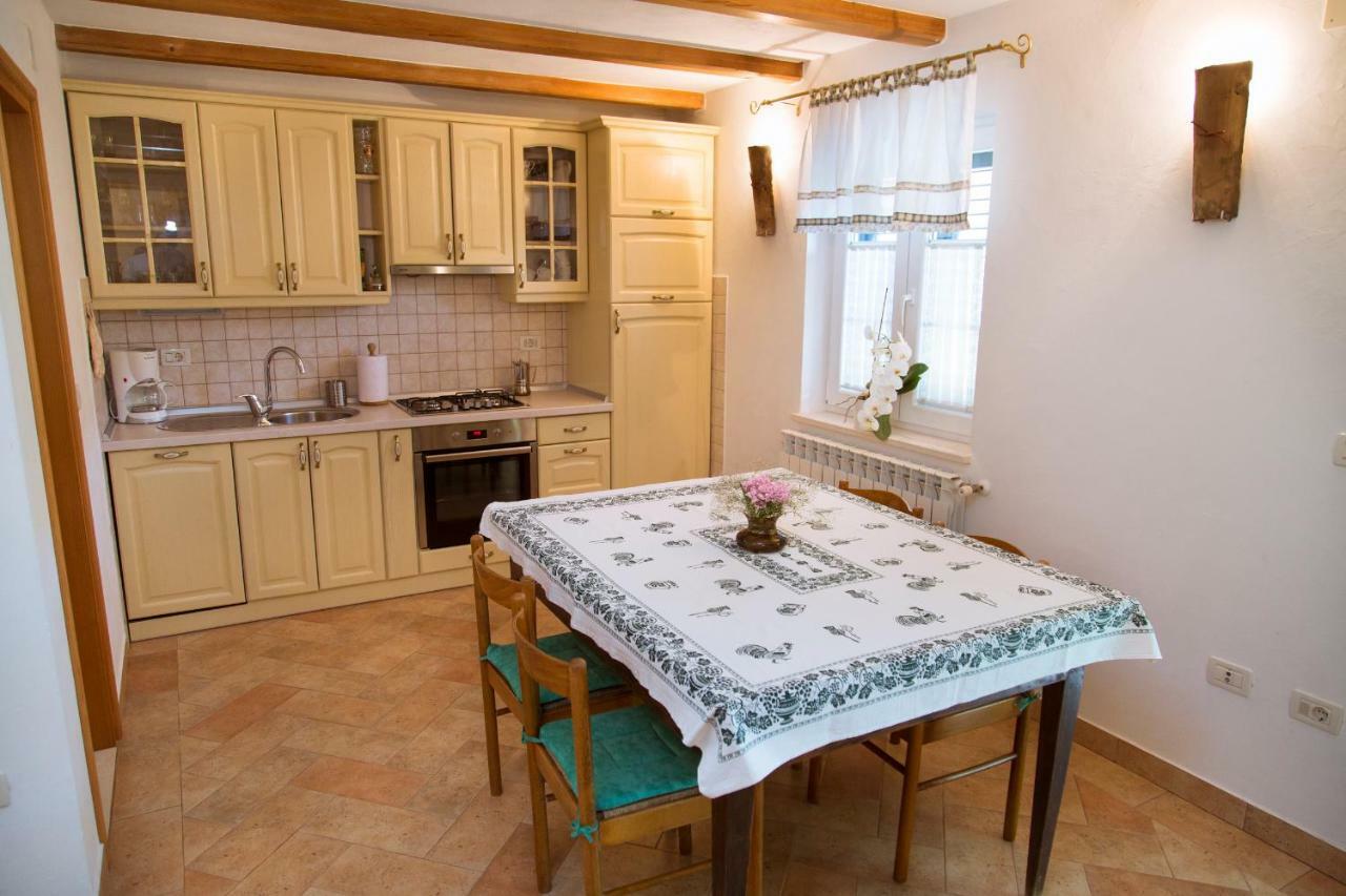 Apartments Tinka Brseč المظهر الخارجي الصورة