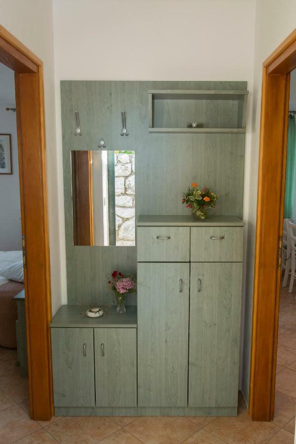 Apartments Tinka Brseč المظهر الخارجي الصورة