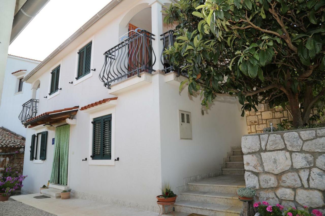 Apartments Tinka Brseč المظهر الخارجي الصورة