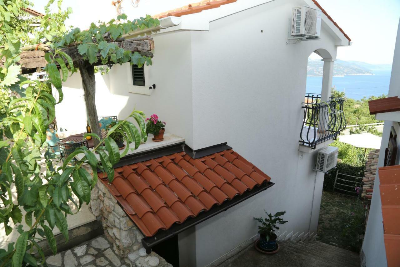 Apartments Tinka Brseč المظهر الخارجي الصورة